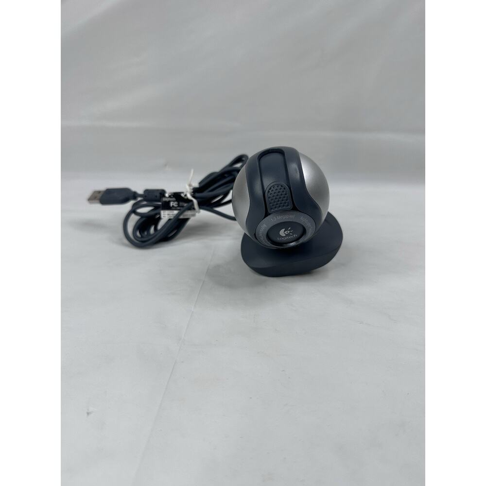 Logitech Webcam Camera Web Cam USB Connector Model V-UCR45 1.3 Megapixel. 1